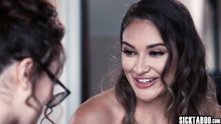 Big tits teen enjoys pussy licking by big ass Latina lesbian Gizelle Blanco